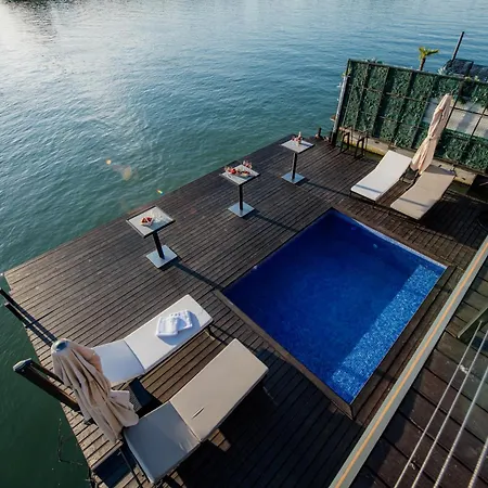 Villa Wish Splav *